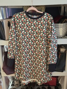 Compañia Fantastica Floral Print Long Sleeve Sweatshirt Dress - Navy/Red/White